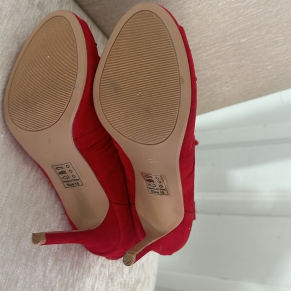 Shoe Republic LA Color Red Size 10 - Picture 3 of 3